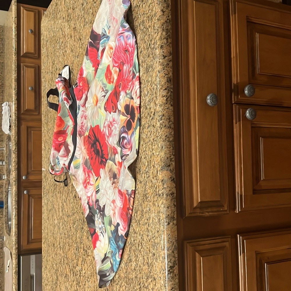Dress - Picture 8 of 10